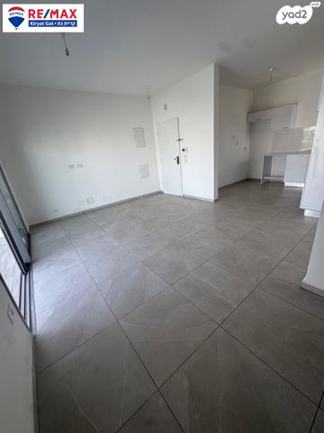 גג/ פנטהאוז, נחל זויתן 19, כרמי גת, קרית גת