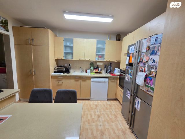 דירה, צפניה הנביא, רובע י', אשדוד