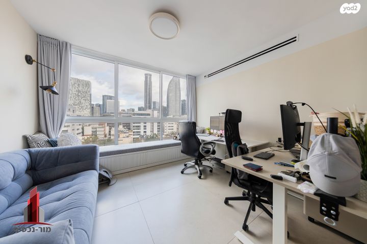 גג/ פנטהאוז, בורוכוב, בורוכוב, גבעתיים