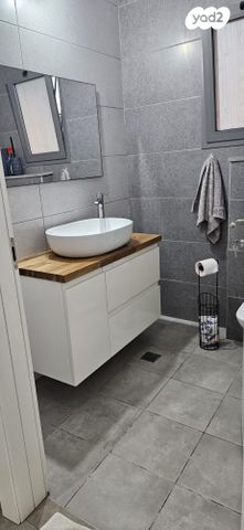 מעפילי אגוז 