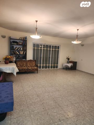 בית פרטי/ קוטג', התבור, נאות יצחק רבין, רמלה