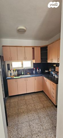 דירה, האלון 470, אורות, אור עקיבא