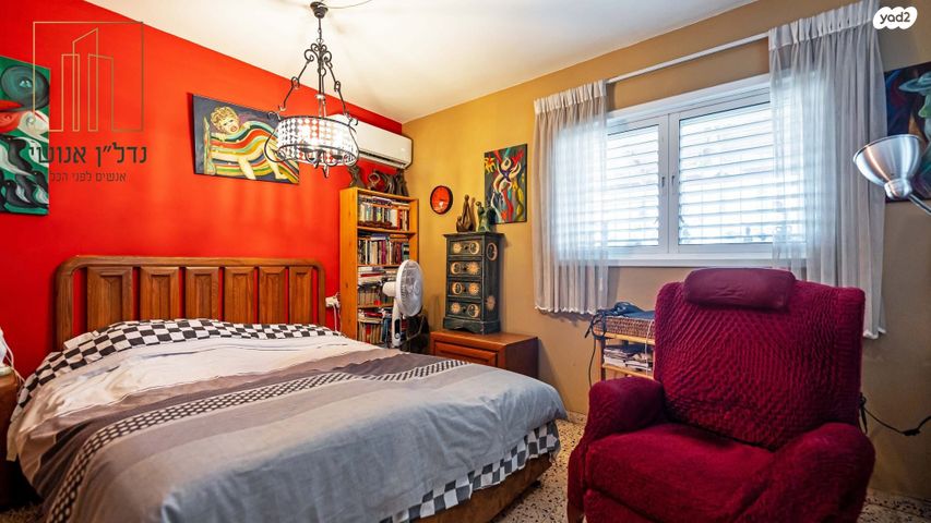 גג/ פנטהאוז, אנצו סירני, גבעת הרמבם, גבעתיים