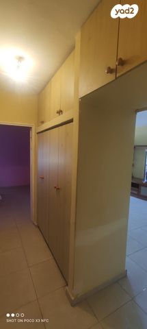 דירה, ז'בוטינסקי 435, שכונה ותיקה - מרכז העיר, מעלות תרשיחא