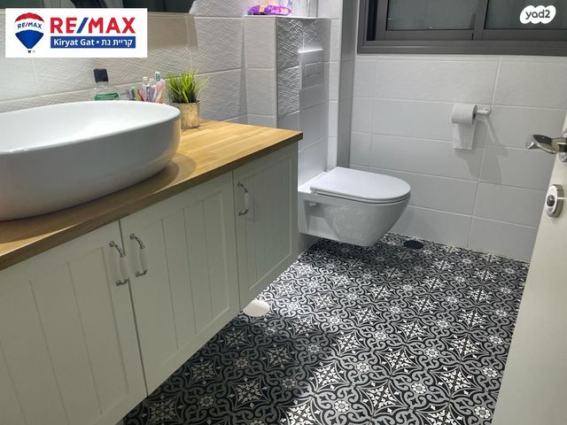 דירה, היסמין 111, הפרחים, קרית גת