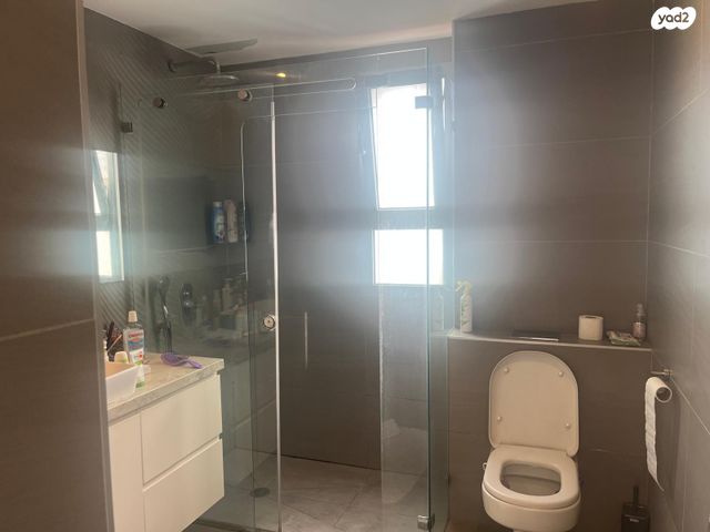 דירה, דגניה, קרית אילון, חולון