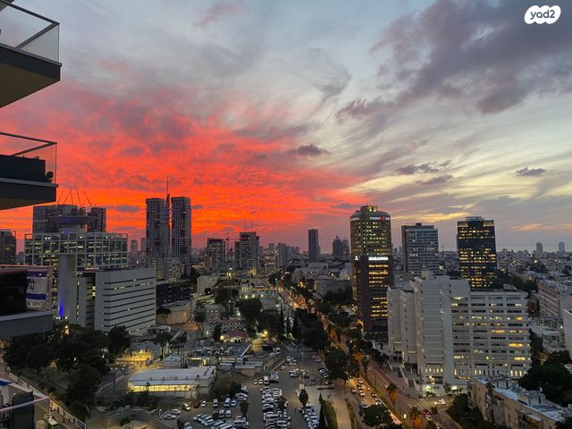 דירה, דרך מנחם בגין 144, מונטיפיורי, הרכבת, תל אביב יפו