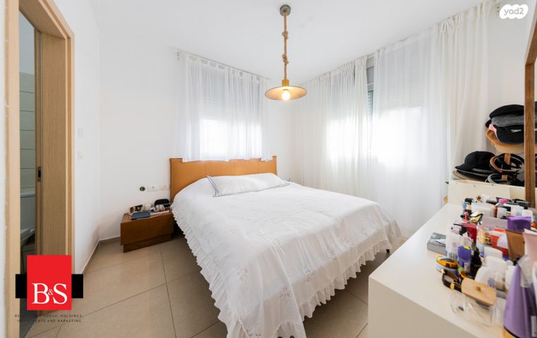 דירה, הרב נריה 9, קרית השרון, נתניה