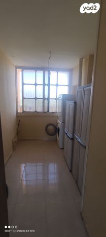 דירה, ז'בוטינסקי 435, שכונה ותיקה - מרכז העיר, מעלות תרשיחא