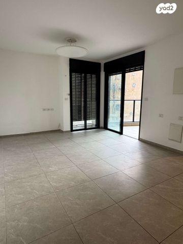 דירה, המעלות, פועלי הרכבת, גבעתיים