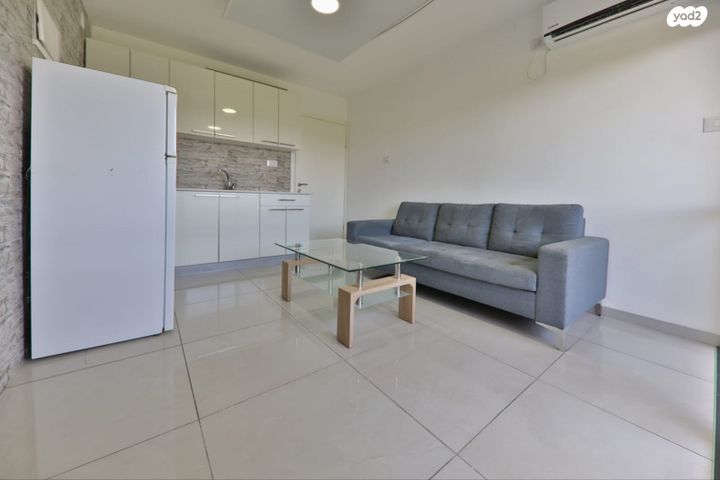 דירה, קרית אתא