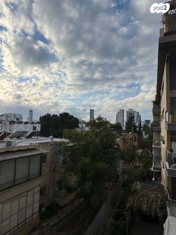 דירה, המעלות, פועלי הרכבת, גבעתיים