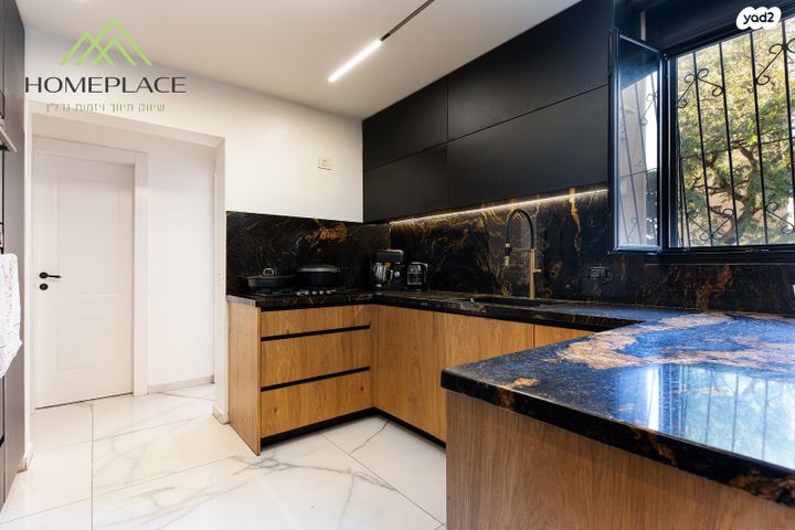 דירה, הרב רובינשטיין, תל אביב יפו