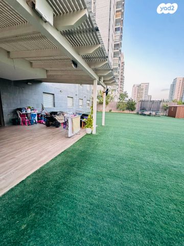 דירת גן, נחשול, נופרים, ראש העין