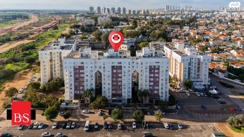 דירה, הרב זוארץ פריג'ה 16, נאות גנים, נתניה