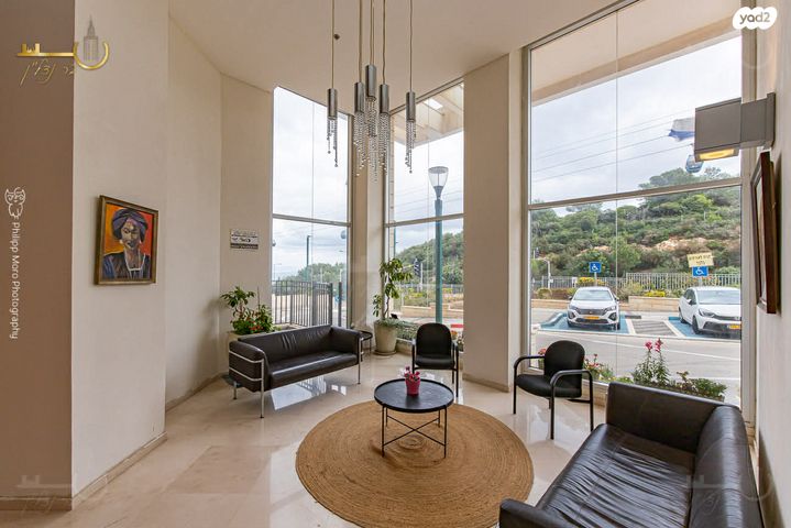 דירת גן, אוסקר שינדלר, סביוני הכרמל, חיפה