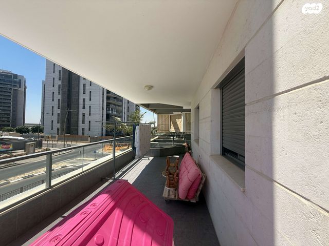 דירה, ניסנית, נתיבות מערב, נתיבות