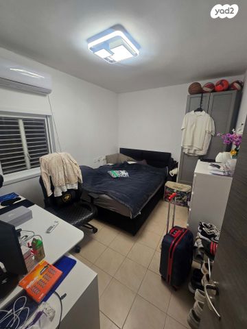 דירה, ישראל בן ציון, דרום מערב ותיק, בת ים