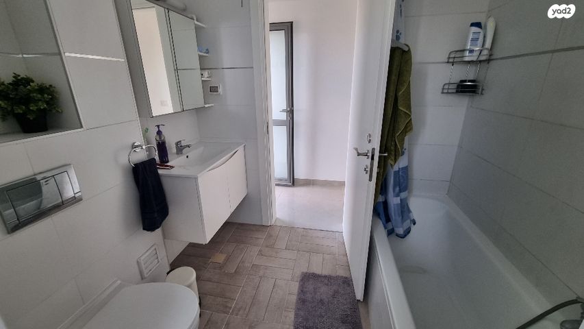 דו משפחתי, שער הגיא, יקנעם עילית