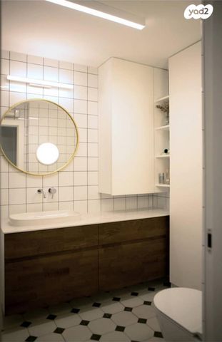 דירה, יהודה הימית 37, צהלון, שיכוני חסכון, תל אביב יפו