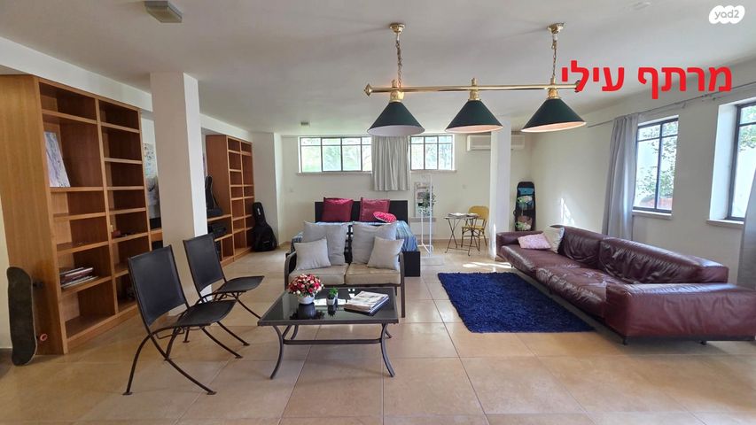 בית פרטי/ קוטג', סמטת הי"ח, הוד השרון