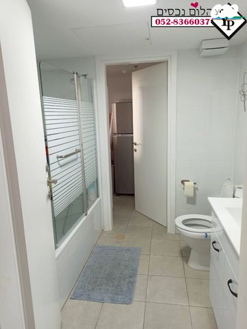 דירה, החותרים, טירת כרמל