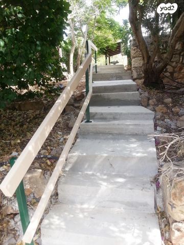 בית פרטי/ קוטג', בראשית 1, אבטליון