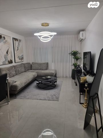 דירה, טירת כרמל