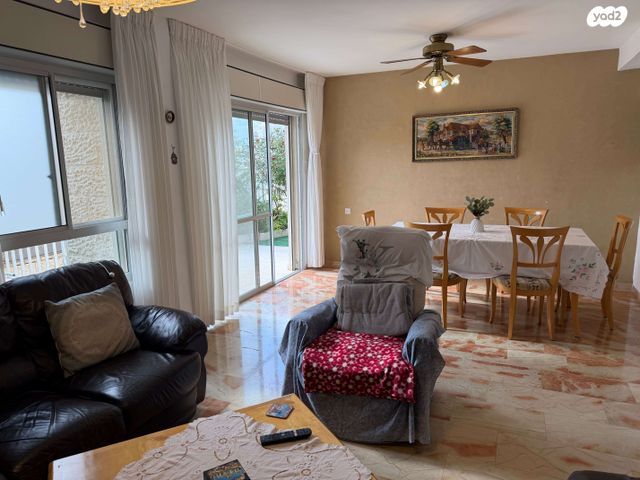 בית פרטי/ קוטג', נחל בזק, הנחלים, מודיעין מכבים רעות