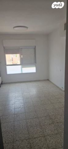 דירה, האלון 470, אורות, אור עקיבא