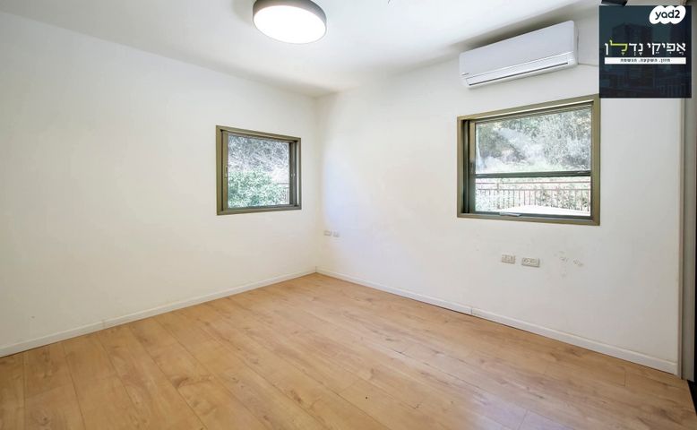 דופלקס, נווה אפק, ראש העין