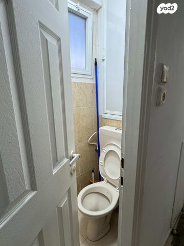 דירה, שרת, שז"ר / דקר, טירת כרמל