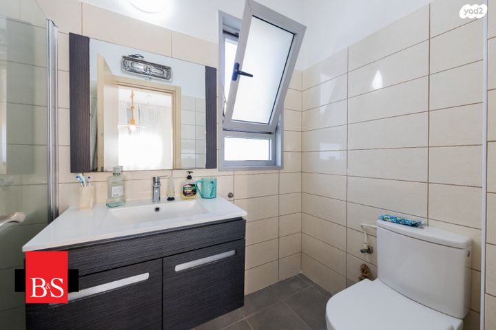 דירה, הרב נריה 9, קרית השרון, נתניה