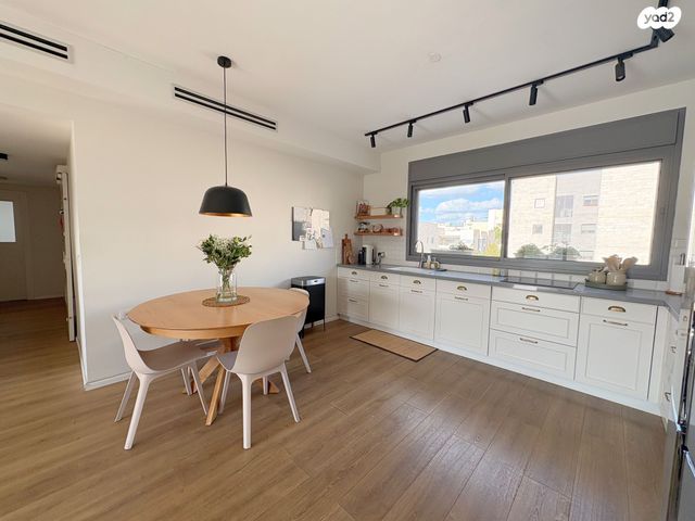 דירה, סלעית, הציפורים, מודיעין מכבים רעות