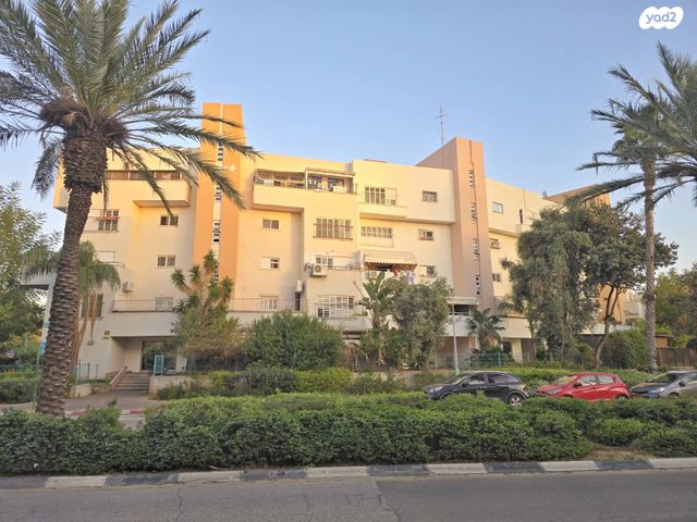 דירה, דרך מנחם בגין 15, הדר גנים, פתח תקווה