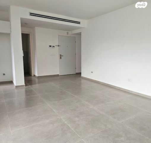 דירה, שיפר, פתח תקווה