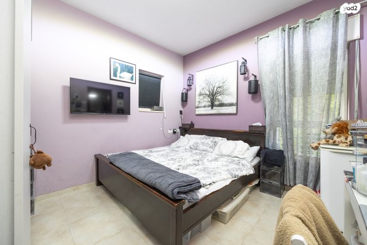 דו משפחתי, הגילגל, מצפה נבו, מעלה אדומים