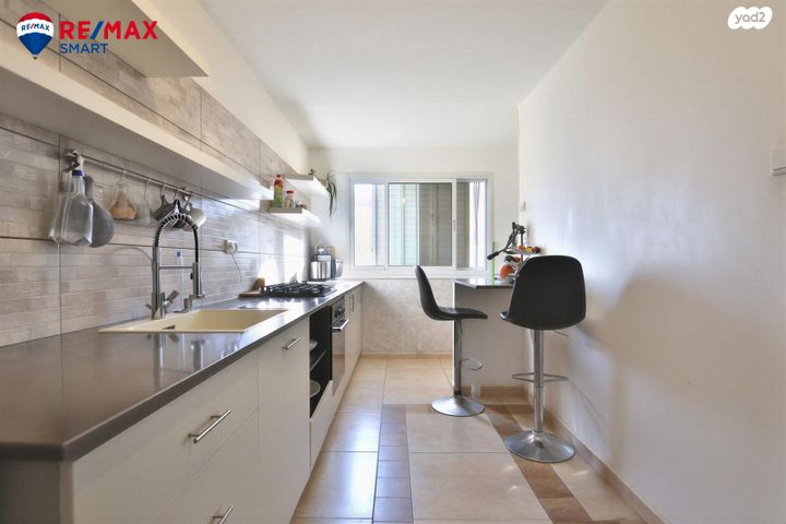 דירה, י.ל. פרץ 4, קרית ים  א', קרית ים