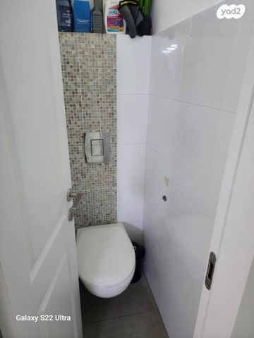 דירה, קלוזנר 10, לב העיר, בת ים