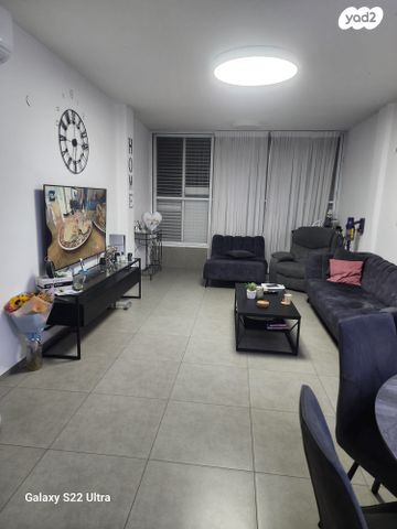 דירה, קלוזנר 10, לב העיר, בת ים