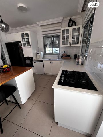 דירה, שקמים ואגמים, אשקלון