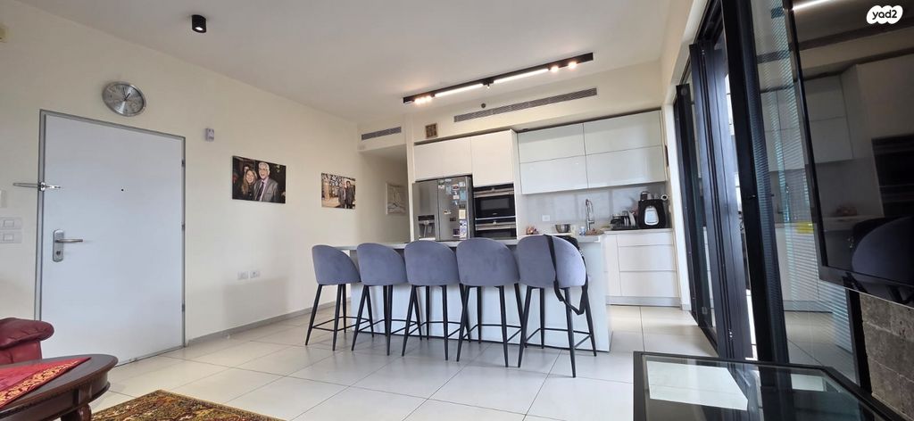 דירה, יוחנן הסנדלר, דרום חדש, פארק הים, בת ים