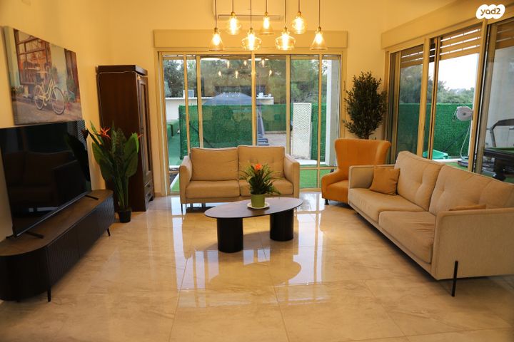 משק חקלאי/ נחלה, יערה