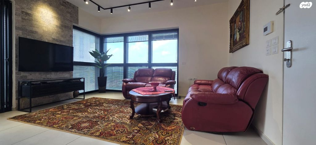 דירה, יוחנן הסנדלר, דרום חדש, פארק הים, בת ים