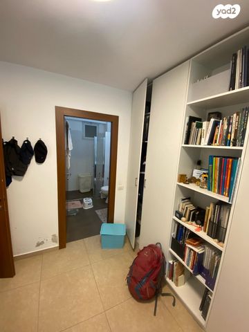 דירה, דוסתאי, קטמון הישנה, ירושלים