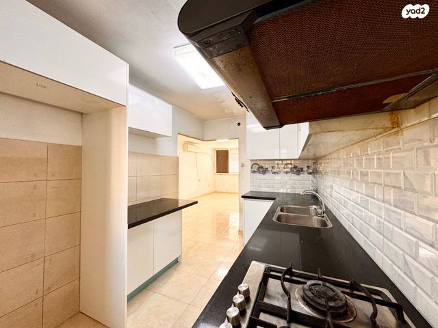 דירה, הרצל, מרכז עפולה עלית, עפולה