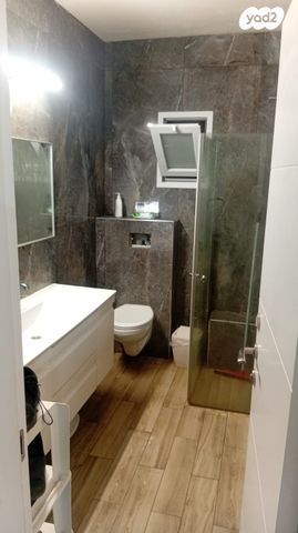 דירת גן, נתיבות