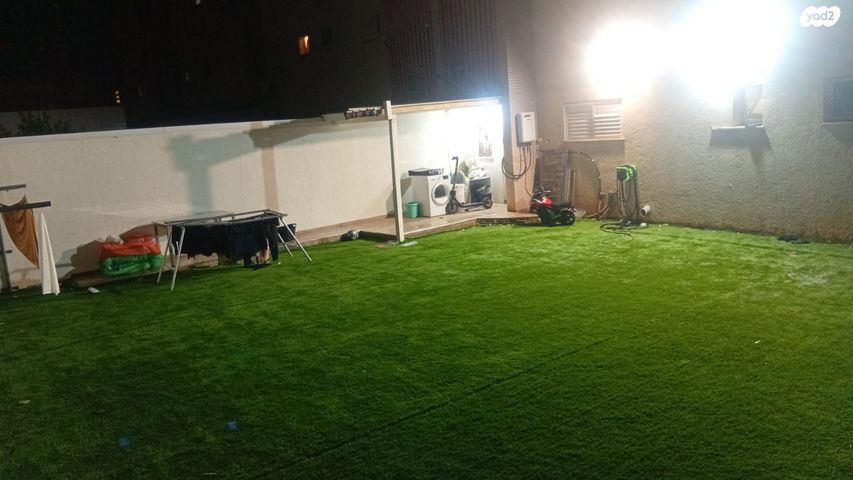 דירת גן, נתיבות