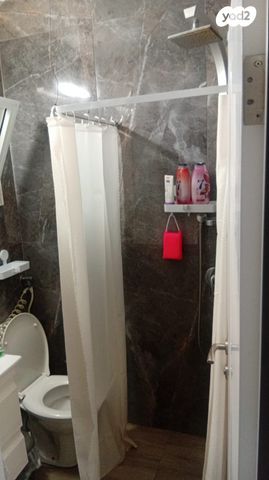 דירת גן, נתיבות