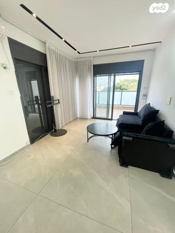 גג/ פנטהאוז, בועז, התקוה, בית יעקב, נווה צה"ל, תל אביב יפו